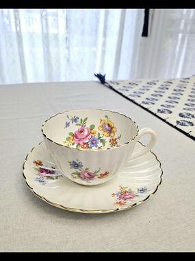 VINTAGE Radfords England Bone China Teacup & Saucer Floral Gold Rim 1950s